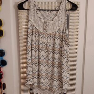 Maurices White and Blue Patterned Sleeveless Blouse